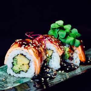 flamed-salmon-roll flamed-salmon-roll